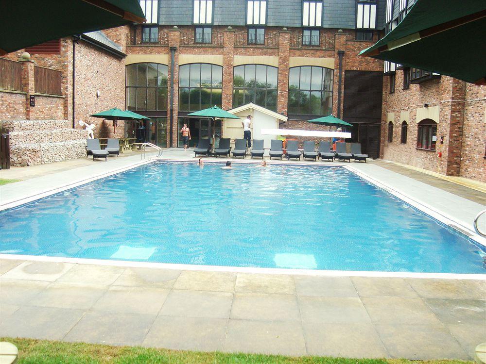 Village Hotel Blackpool Kültér fotó