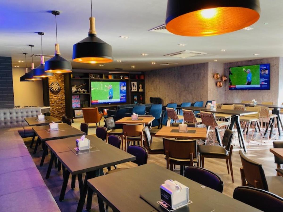 Village Hotel Blackpool Kültér fotó